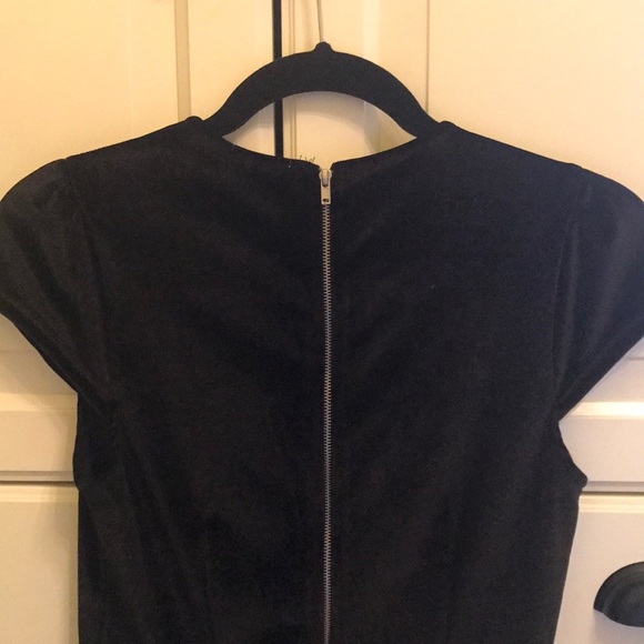 !5 for 25! Little Black Dress - Picture 6 of 11